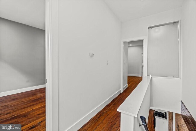 Building Photo - 120 N 3rd St