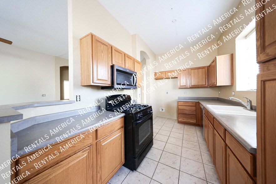 Building Photo - 3850 W Park View Ln