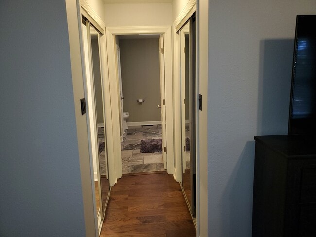 Building Photo - 3 bd, 2.5 ba Village South condo, great so...