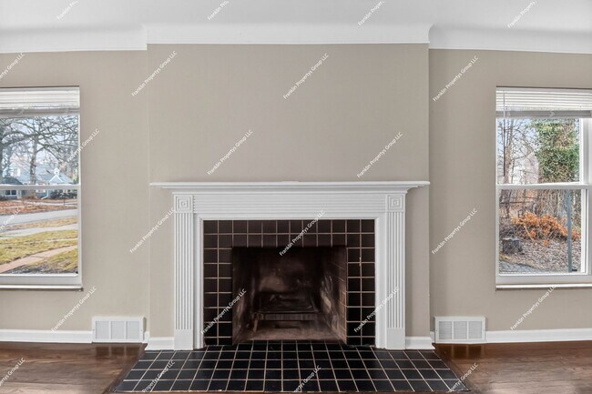 Building Photo - Fully Renovated 3-Bedroom Home in Northwest Detroit