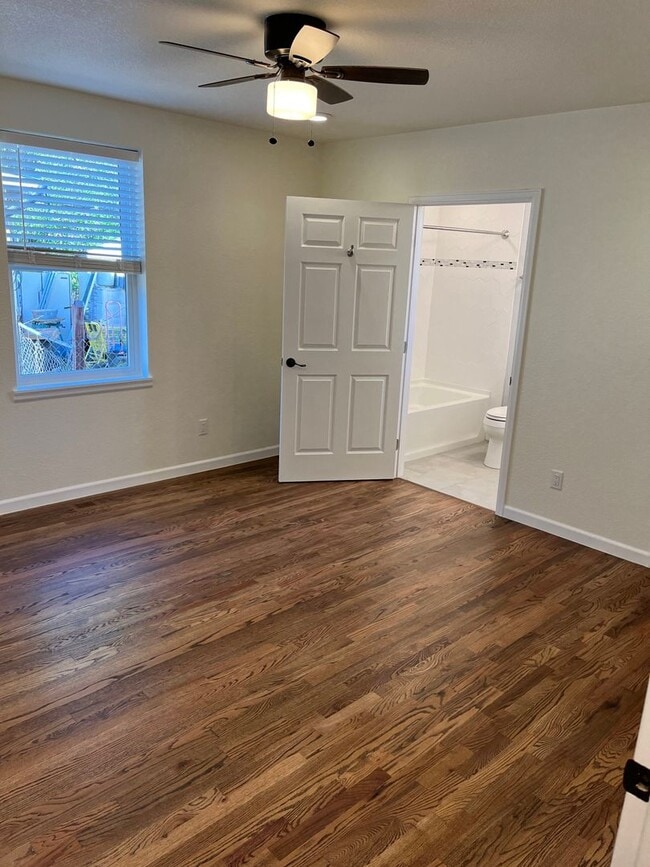 Building Photo - ALL PROSPECTIVE TENANTS MUST SUBMIT A $58 ...