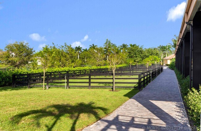 Building Photo - 4985 Stables Way