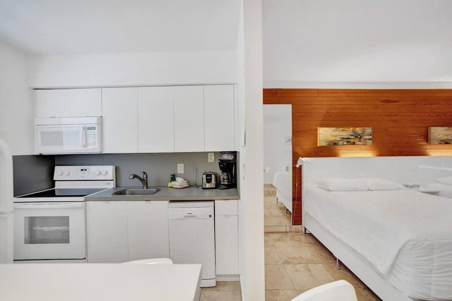 Building Photo - 3215 NE 7th St