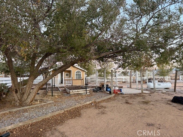 Building Photo - 16100 Navajo Rd