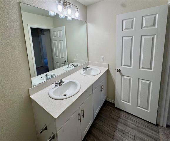 Building Photo - 1033 Binney Dr