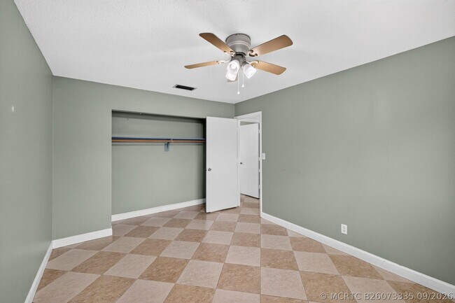 Building Photo - 241 NW 49th St