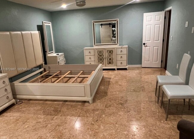 Building Photo - 7240 SW 58th St