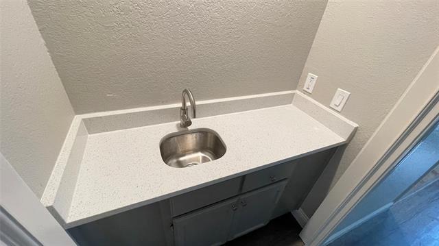 Building Photo - 2217 Roman Ct