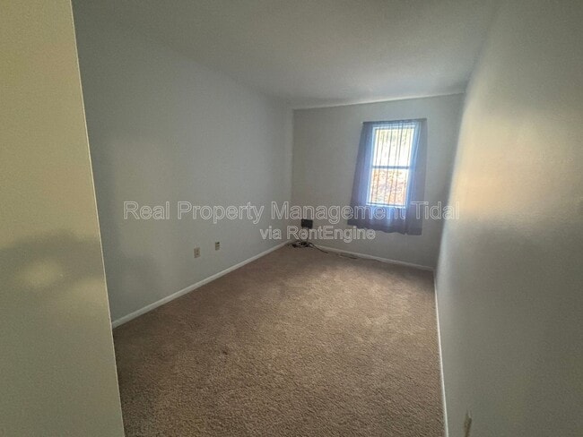 Building Photo - 12714 Woodside Ln