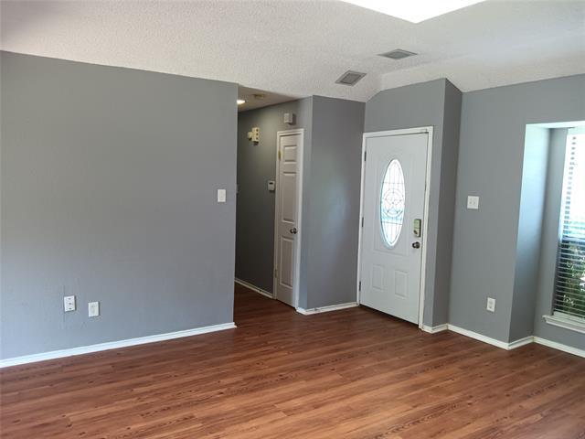 Building Photo - 2742 E Wentwood Dr