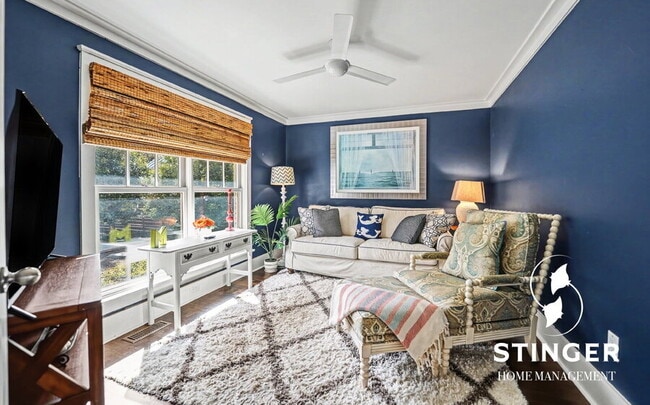 Building Photo - 73 Sunset Blvd