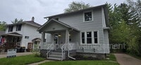 Building Photo - 1726 Tecumseh St