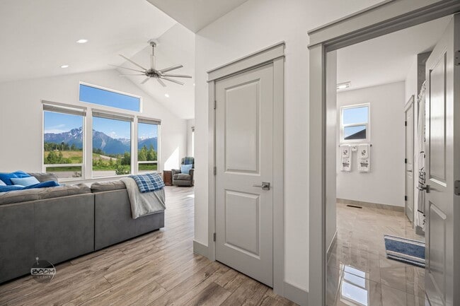 Building Photo - Premium 4BR Rental in The Ranch | Stunning Mountain Views | Easy Community Location | Automatic G...