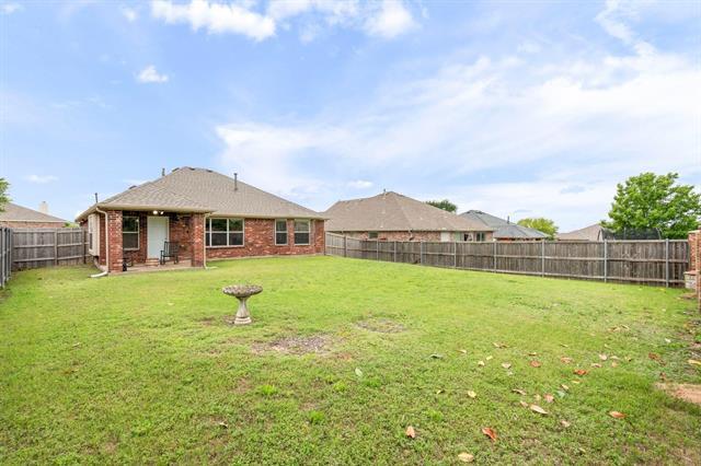 Building Photo - 404 Dartmoor Dr