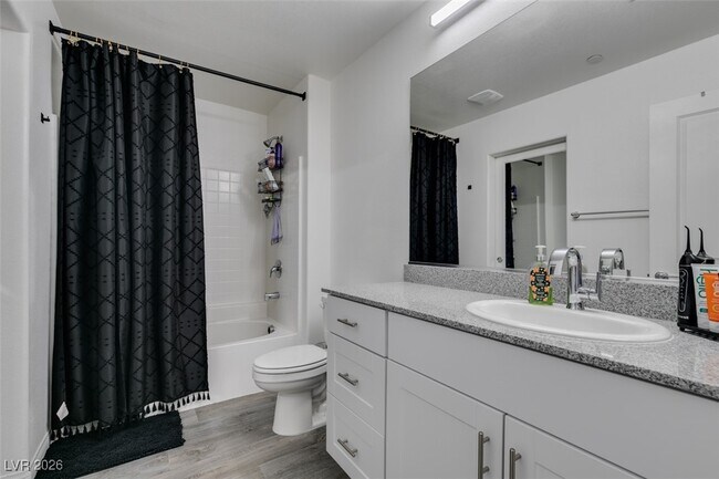 Building Photo - 12349 Golden Wreath Rd