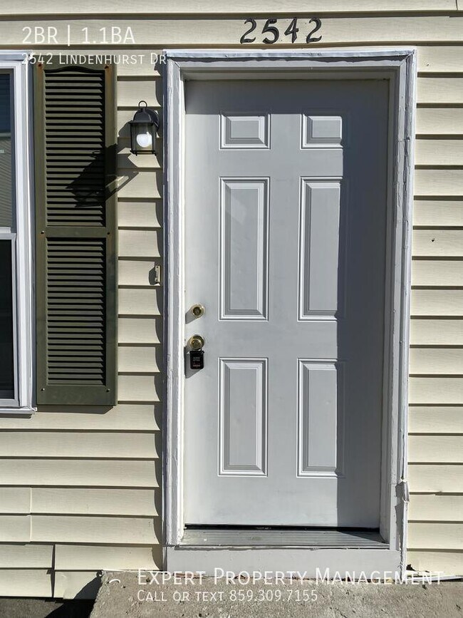 2542 Lindenhurst Dr 2542 Lindenhurst Dr Lexington KY 40509