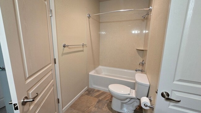 Building Photo - Single Story Del Webb Home!