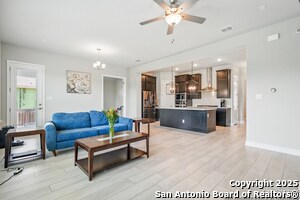 Building Photo - 355 Jereth