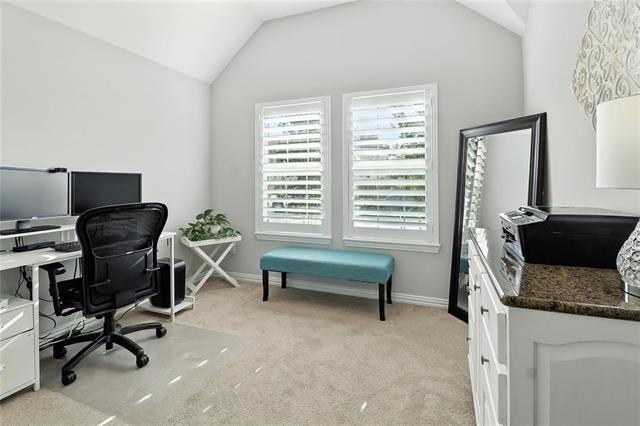 Building Photo - 5512 Pebble Dr