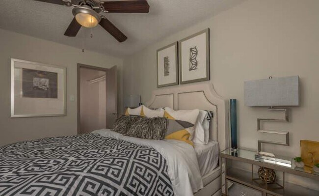 Building Photo - 2 bedroom in Haltom City TX 76137
