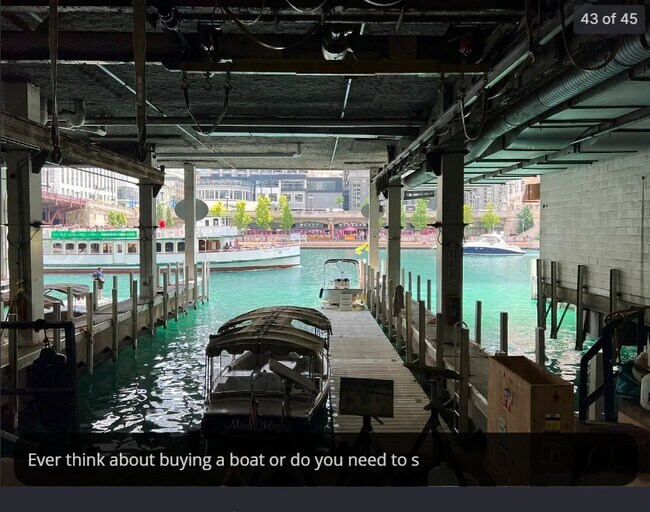 Building Photo - 300 N State St