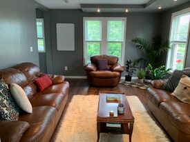 Building Photo - 42 Mechanic St