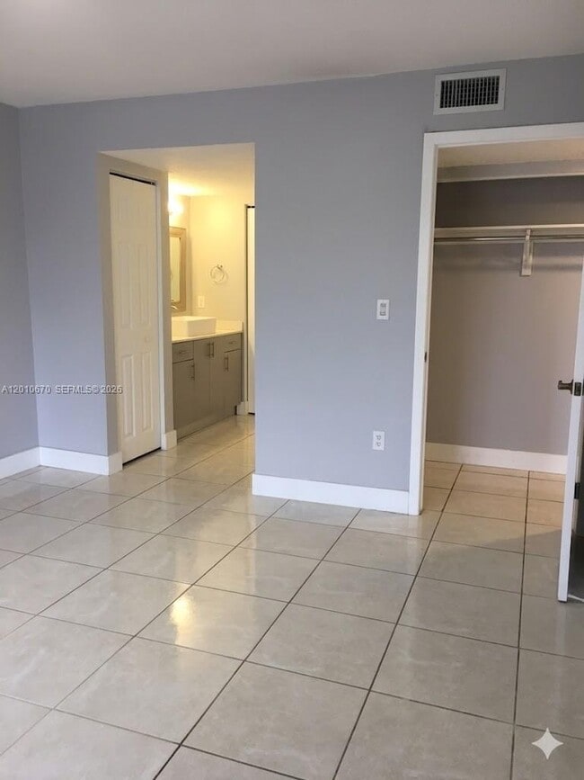 Building Photo - 8888 SW 131st Ct