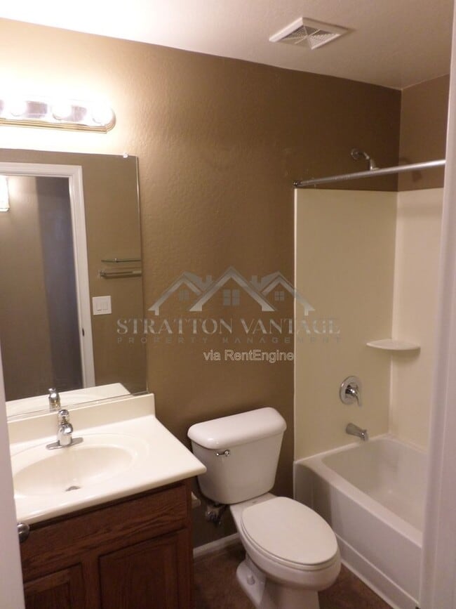 Building Photo - 4445 E Amarillo Dr