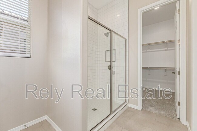 Building Photo - 20108 W Montecito Ave