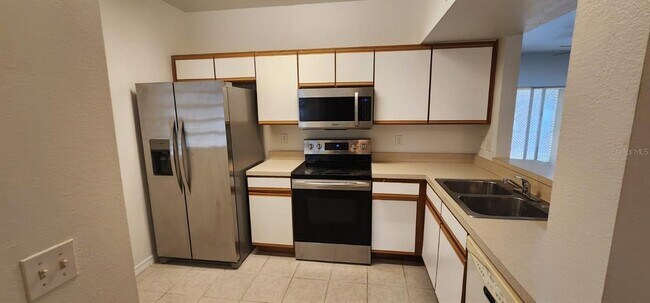 Building Photo - 6014 Portsdale Pl