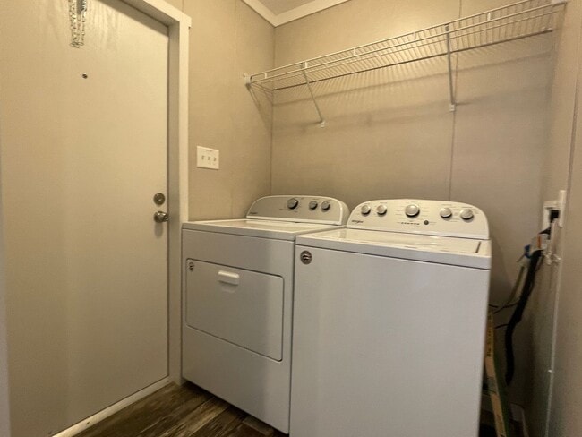 Building Photo - Nice 3 Bedroom 2 Bath Home Built in 2021 A...