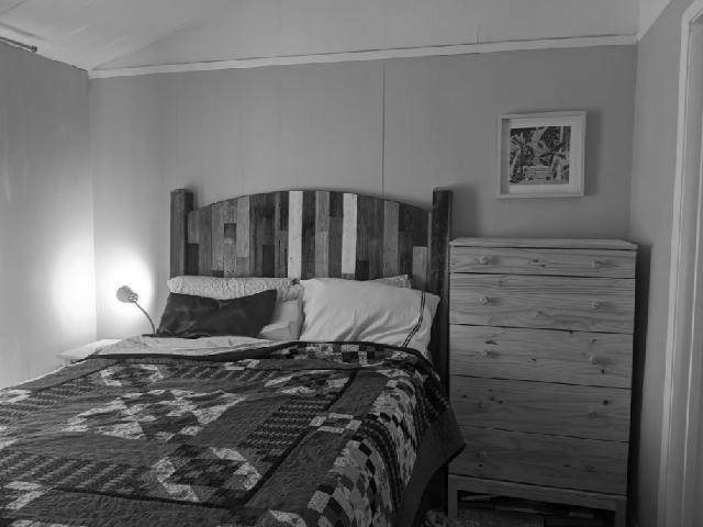 Bedroom - 5616 Riley St