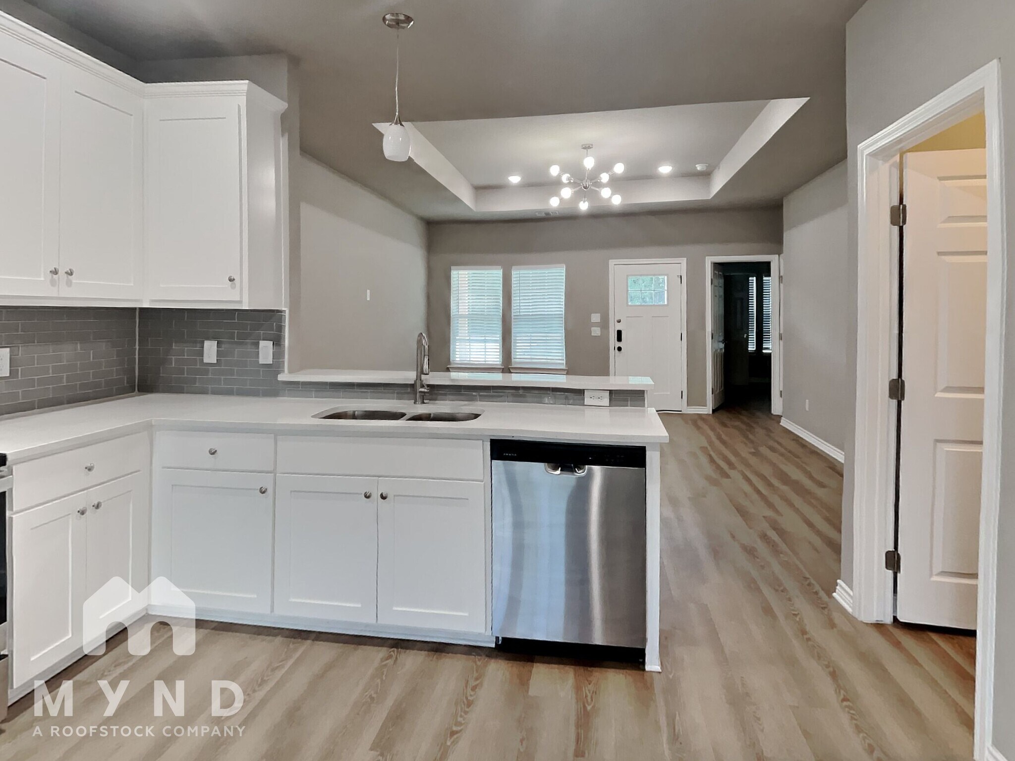 Building Photo - 5621 Van Horn Dr
