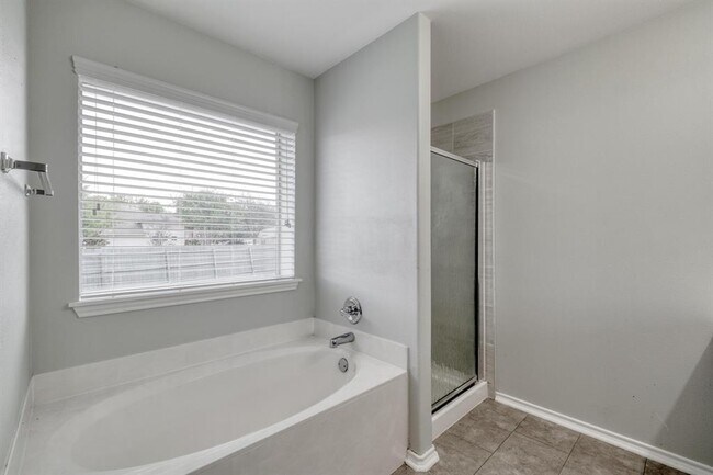 Building Photo - 1204 Delia Chappa Ln