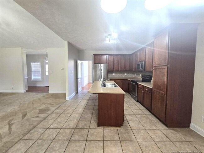 Building Photo - 3941 Birkhoff Ln