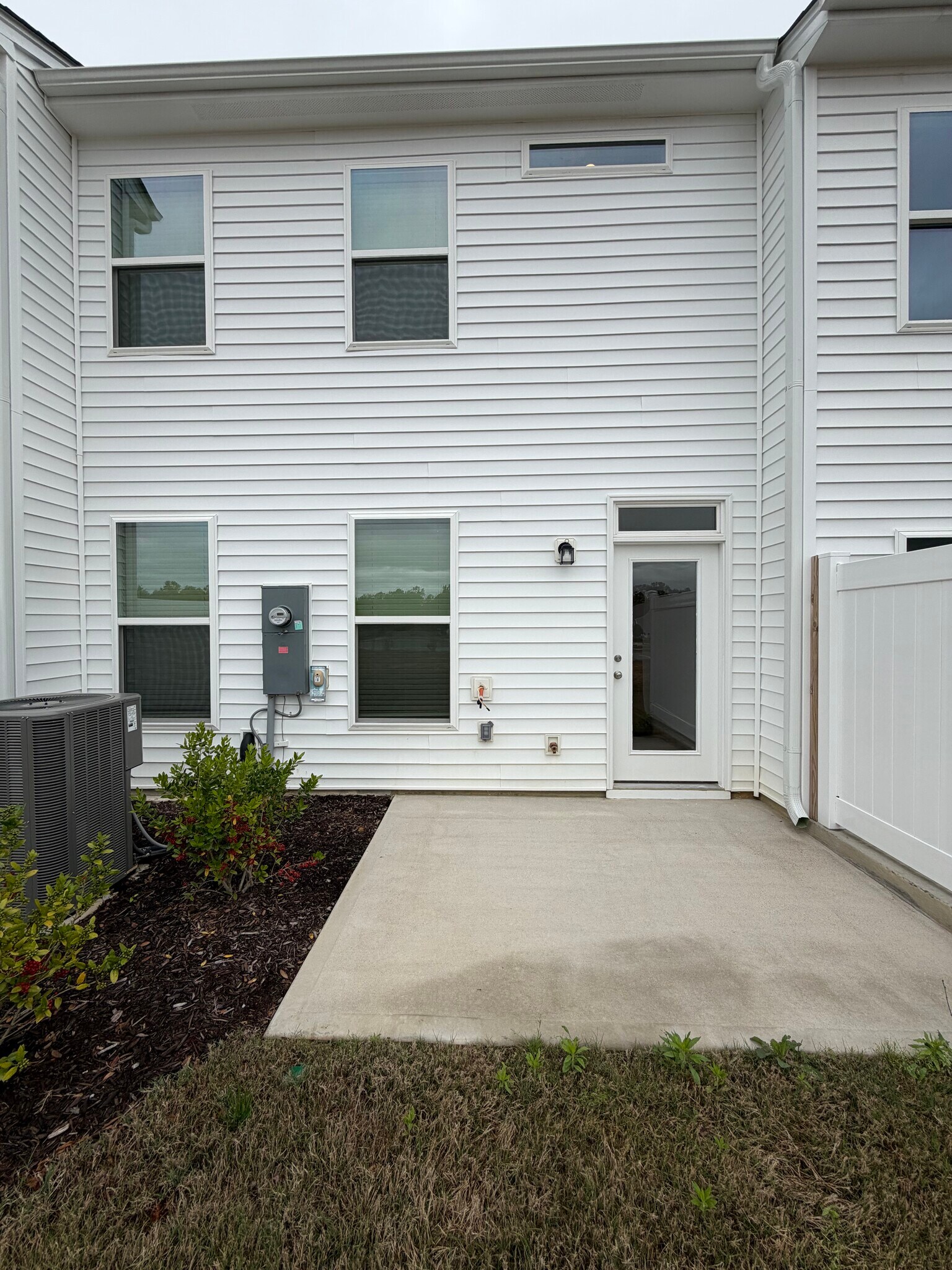 Building Photo - 3605 Tarmac Rd