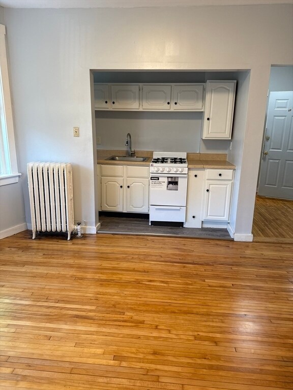 Primary Photo - 160 Strathmore Rd