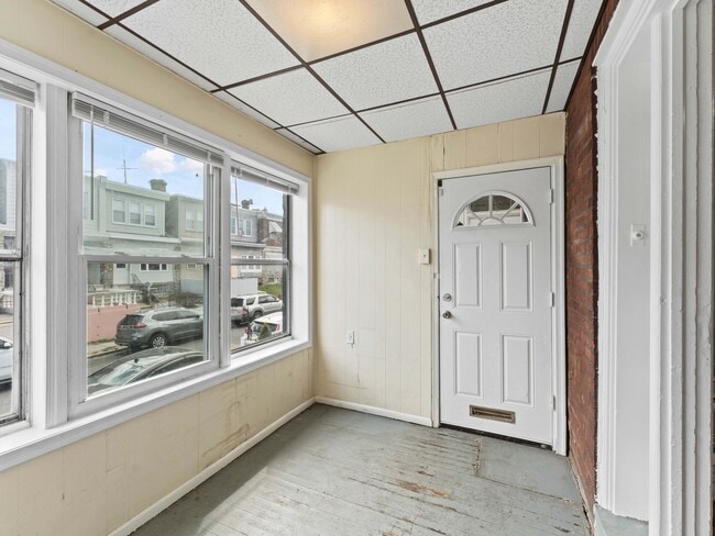 Building Photo - 5516 Westford Rd