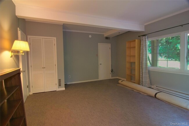 Building Photo - 50 Glenwood Rd