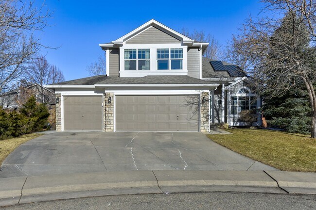 Building Photo - Stunning Upgraded 5BR 4BA Lafayette Home Near Coal Creek Trail & Hwy 287**