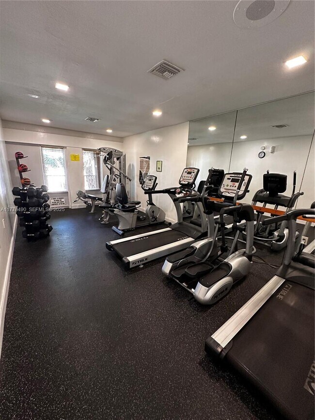 Building Photo - 11229 SW 88th St