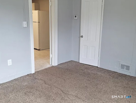 Building Photo - 281 Hanover St