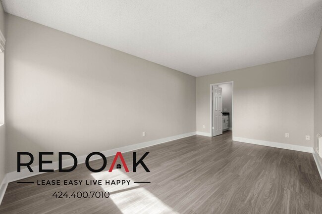 Building Photo - 13325 Heacock St