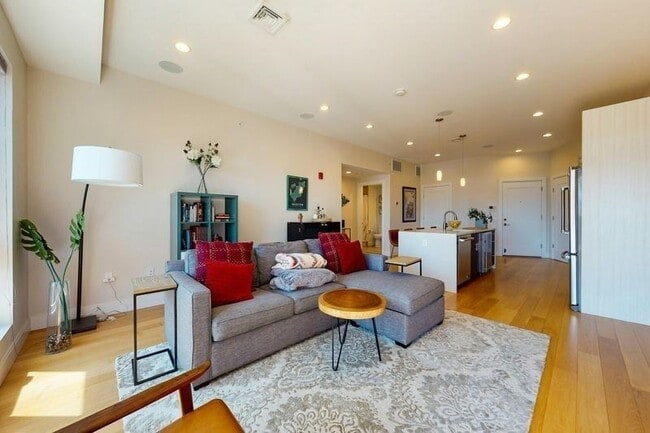 Building Photo - 488 Dorchester Ave