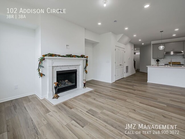 Building Photo - 102 Addison Cir