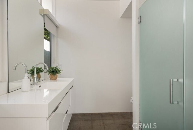 Building Photo - 2015 Irvine Ave