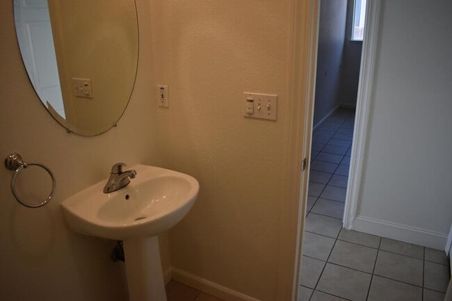 Building Photo - 4670 Tolman Way