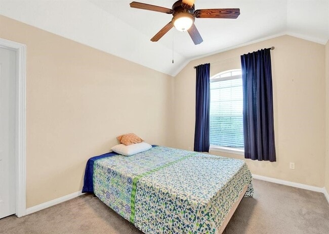Building Photo - 25431 Hall Meadow Ln