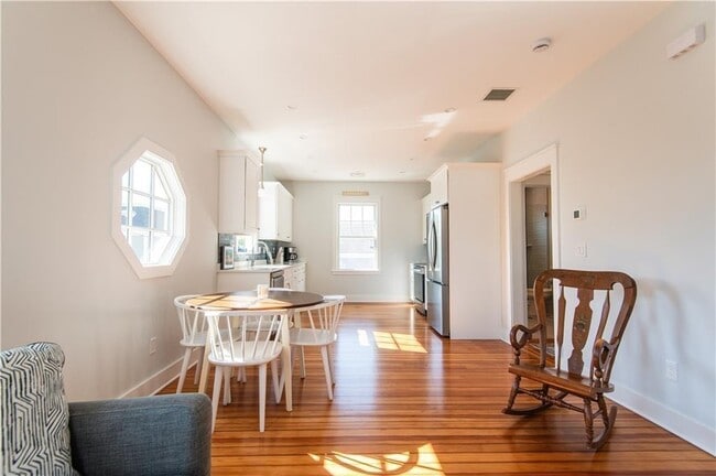 Building Photo - 34 Harrison Ave