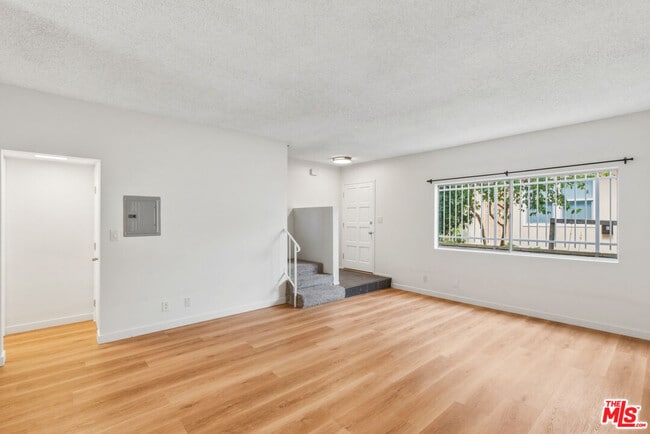 Building Photo - 1330 Yale St